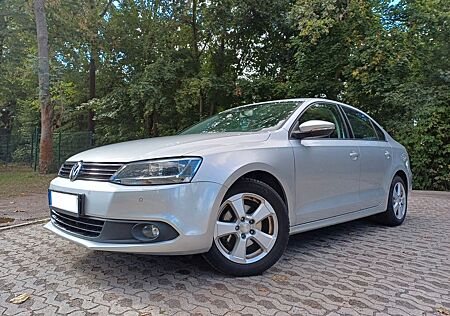 VW Jetta Volkswagen 1.2 TSI - unfallfrei - TÜV neu - Top!
