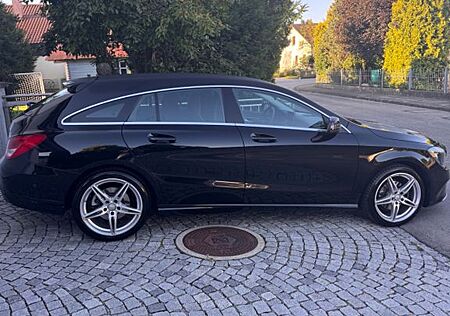 Mercedes-Benz CLA 180 Shooting Brake CLA 180 d AMG Line Sh...