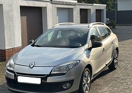 Renault Megane Grandtour 1.6/Navi/SitzHzg/Tempo/TÜV-NEU