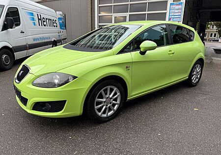 Seat Leon Stylance KLIMAAUTOMATIK-SERVO-ZV-TÜV-NEU
