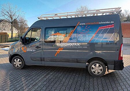 Nissan NV400