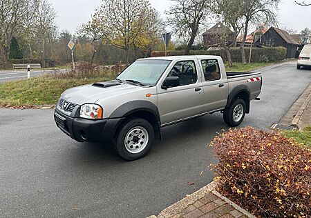 Nissan Navara NP300 Allrad 4x4 TOP Zustand 1.Hand Klima