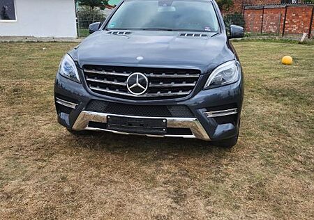 Mercedes-Benz ML 350 BlueTEC 4MATIC -