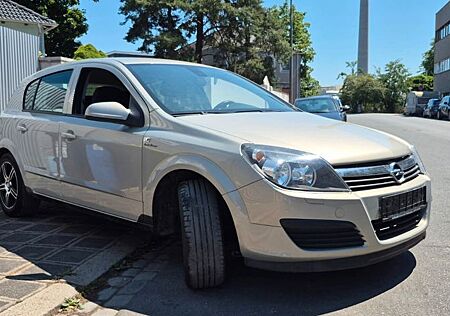 Opel Astra 1.4 Twinport -