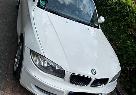 BMW 116i - E87