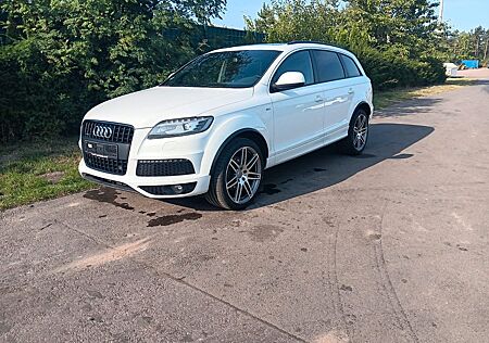 Audi Q7 3.0 TDI (DPF) quattro tiptronic , S-line
