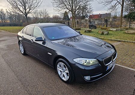 BMW 535xd LEDER,SHZ,Neu Tüv,Head Up,Soft Close
