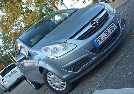 Opel Corsa D Selection "110 Jahre" super clean 8-fach