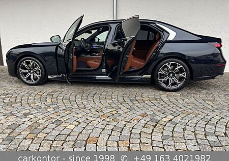BMW 750e xDrive *LOUNGE SEATING*AUT DOORS*FOND ENT