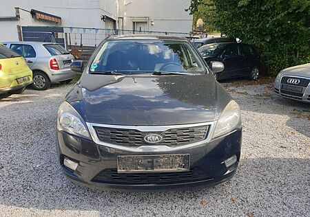 Kia Cee'd Ceed 1.4,Klimaanlage,Tüv Neu