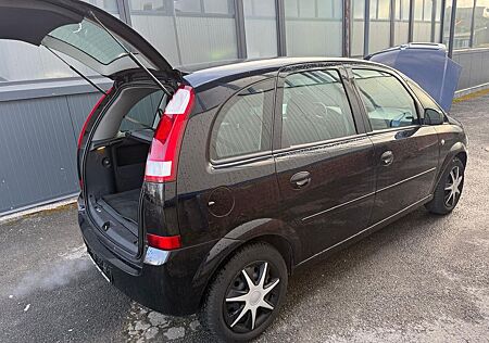 Opel Meriva 1.6 -