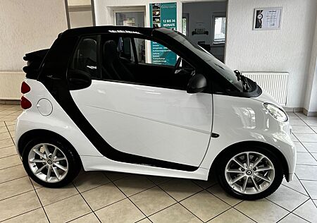 Smart ForTwo cabrio Micro Hybrid Drive Navi CarPlay