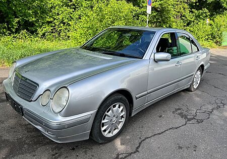 Mercedes-Benz E 280 T 4MATIC ELEGANCE*Aut.*VOLL*TÜV NEU*