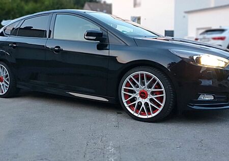 Ford Focus Preis gültig nur bis 10.07.25. ST / 2017