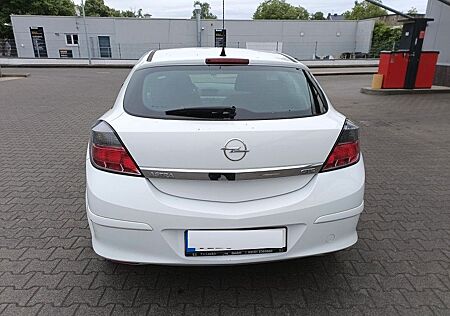 Opel Astra 1.6 ECOTEC Edition "111 Jahre" 85kW Ed...