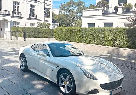 Ferrari California T, neuer Service + Tüv, 2. Hand