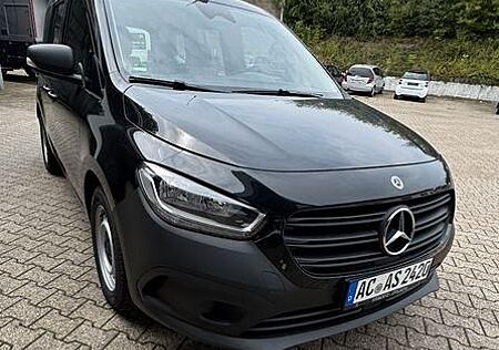 Mercedes-Benz Citan Kombi 110 CDI Tourer 70 kW (95 PS), Sch...