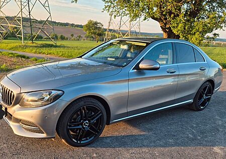 Mercedes-Benz C 200 -