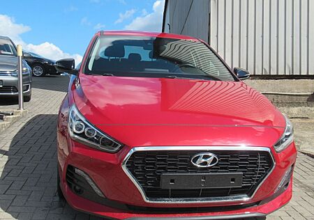 Hyundai i30 YES! Plus- NAVI-KAMERA-SHZ-DAB-18"ALU-2.HAND