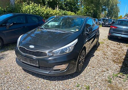 Kia Cee'd / Ceed 1.4 CVVT Dream-Team