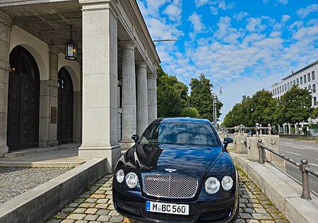Bentley Continental Flying Spur - -für den Alltag