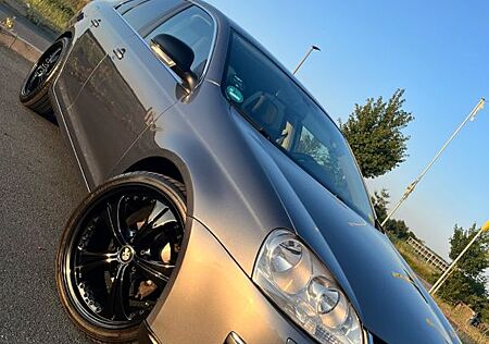 VW Jetta Volkswagen 1.6 Trendline Trendline