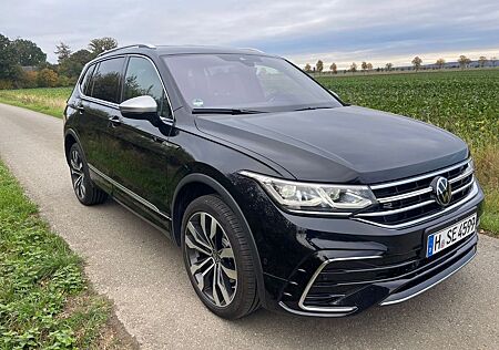 VW Tiguan Allspace gebraucht kaufen VW Tiguan Allspace Volkswagen R-Line 2.0 TDI DSG 4MOTION Leder