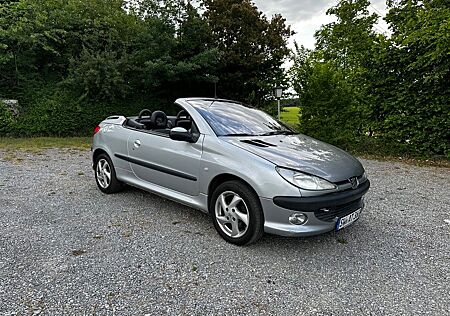 Peugeot 206 CC 110 Automatik Platinum - TÜV NEU - CABRIO