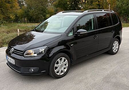 VW Touran Volkswagen 1.4 TSI DSG LIFE