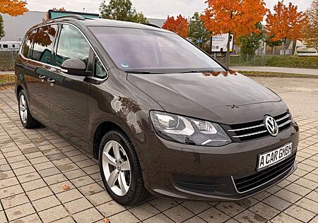 VW Sharan Volkswagen BMT 4Motion *7-Sitzer*Pano*LED*Navi*Kamera*