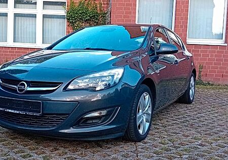 Opel Astra 1.4 Turbo ENERGY- Tüv Neu- Viele Extras