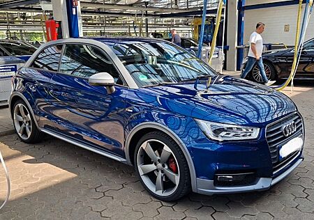 Audi A1 gebraucht kaufen Audi A1 1.6 TDI S-Line
