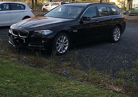 BMW 530d Touring A Luxury Line Luxury Line