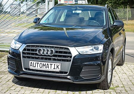 Audi Q3 basis - Glas/Schiebedach - Sitzheizung