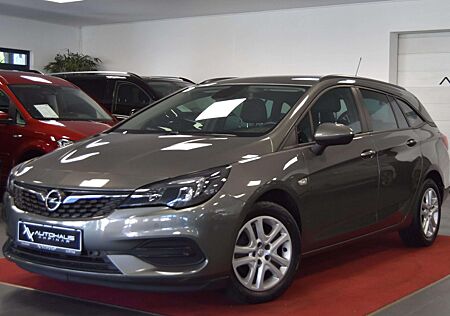 Opel Astra Edition 1 HAND LED NAVI AHK PDC SCHECKHEFT