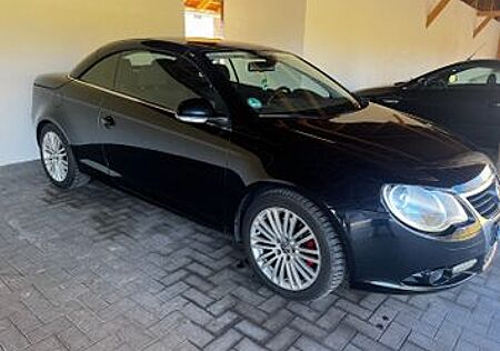 VW Eos Volkswagen 2.0 Turbo FSI Standard