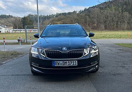 Skoda Octavia 2.0 TDI SCR DSG Premium Edition Comb...