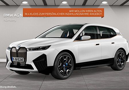 BMW iX xDrive40 Sportpaket / Harman/Kardon Surround