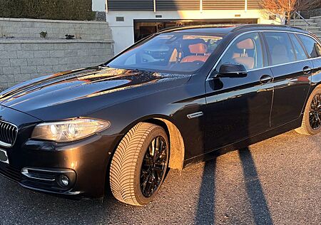 BMW 535d Touring A - HeadUp AHK SandHZ Leder Navi
