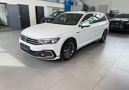 VW Passat Variant Volkswagen Passat GTE 1.4 TSI DSG AID/ACC/MATRIX/KAM/AHK