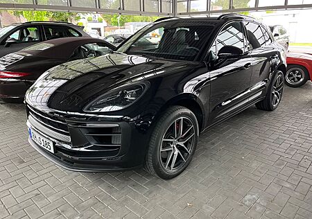 Porsche Macan S/Leder/BOSE/AHK/8-Fach/DachBox/75L/RKam..