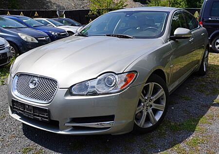 Jaguar XF 3.0 V6 Diesel S Portfolio *PANO*PDC*KLIMA*SZH
