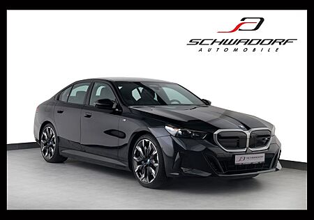 BMW i5 M60 xDrive M Sport DrivePro HUD H&K 360° 21"