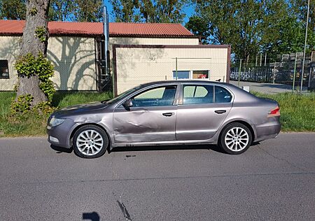 Skoda Superb 1.8 Turbo / Klima
