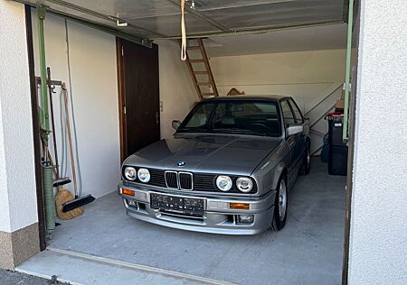 BMW 325