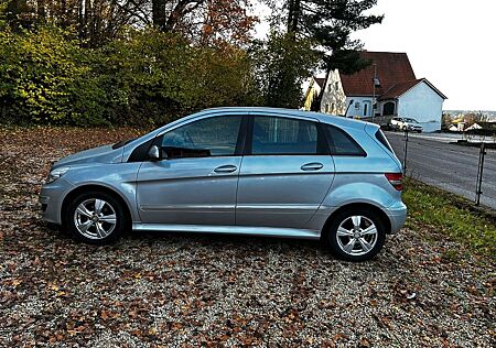 Mercedes-Benz B 200 CDI -