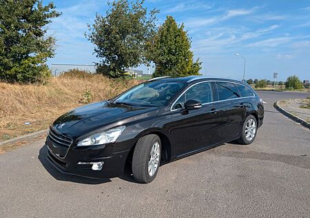 Peugeot 508 SW Allure 155 THP Allure