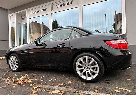 Mercedes-Benz SLK 200 7G-Tronic +Leder+Klima+Airscarf+18000KM!