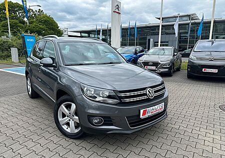 VW Tiguan Volkswagen Lounge Sport & Style BMT / KAMERA / SHZ /
