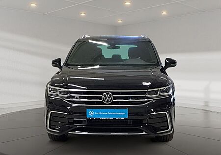 VW Tiguan Volkswagen R-Line 1,5 TSI 110 kW DSG Matrix, AZV, A